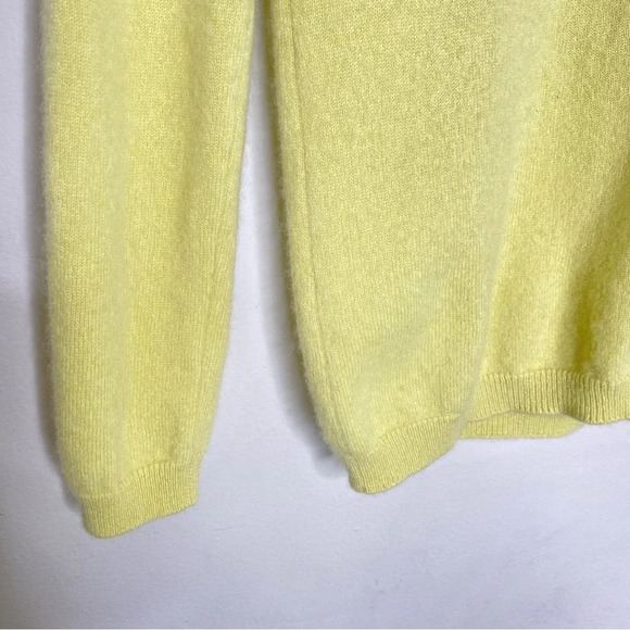 Talbots Chartreuse Yellow Pure Cashmere Long Sleeve Scoop Neck Sweater Size XS - Picture 8 of 11